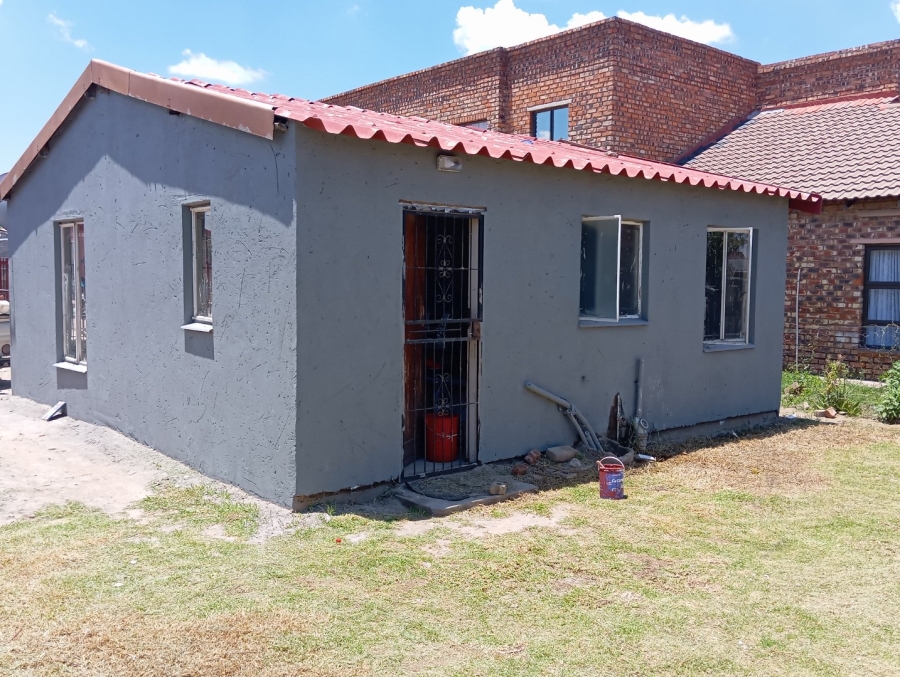 2 Bedroom Property for Sale in Blomanda Free State